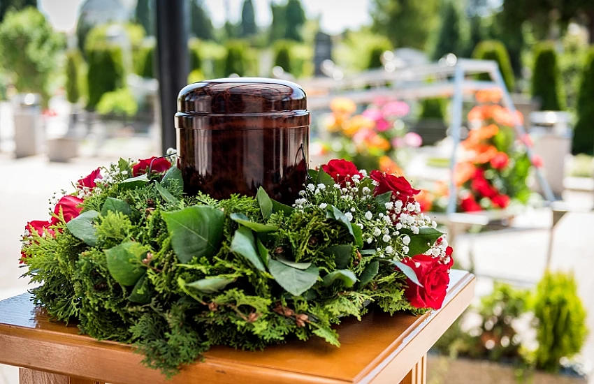 How to Care for Urn Holders for Longevity? Practical Tips for Funeral Homes