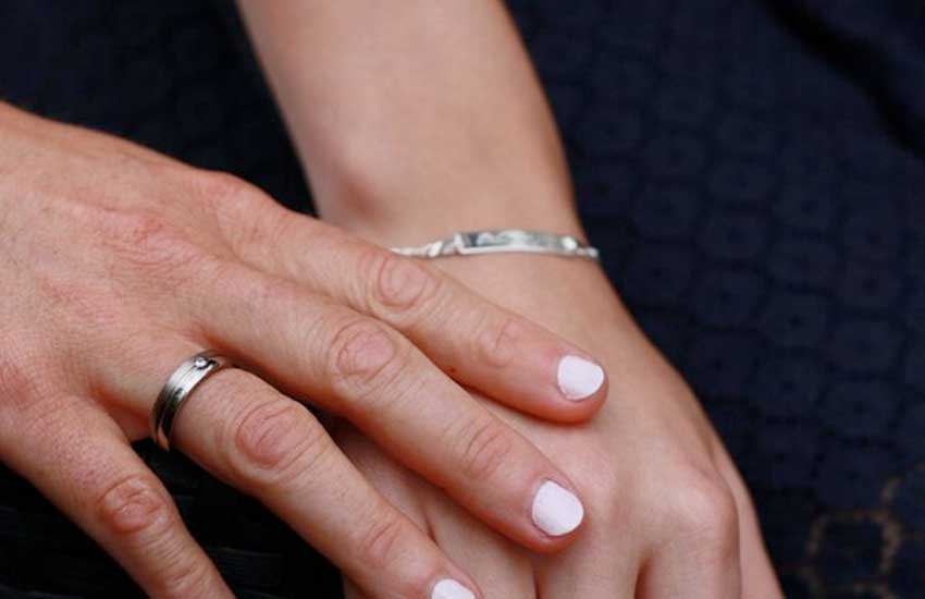 Engraved memorial bracelet