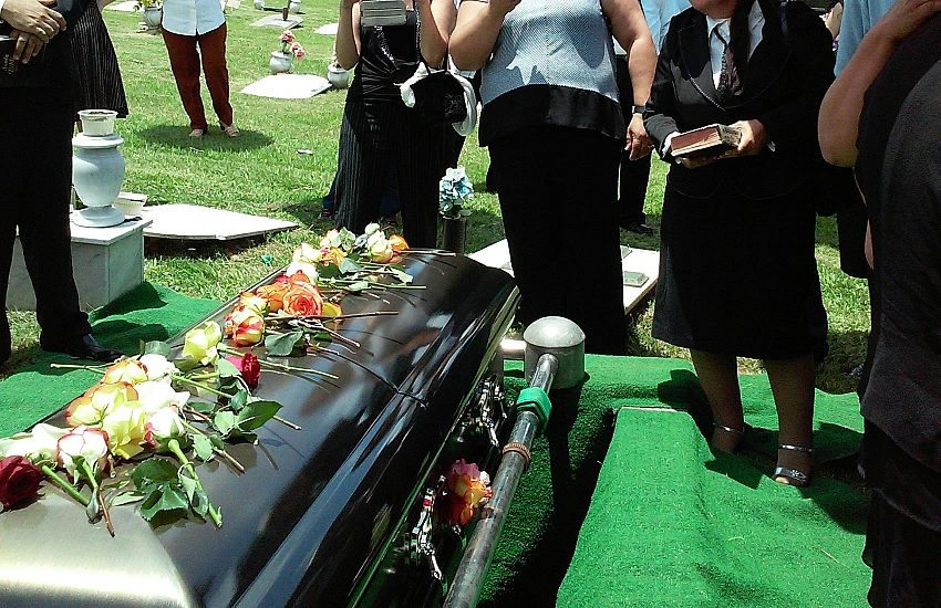 Funeral Accessories – What does it mean?